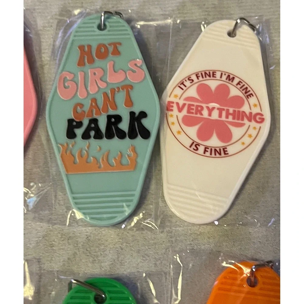 Set of 10 Motel‎ Style Keychain Set Women OS Multicolor New Retro Phrases Tags